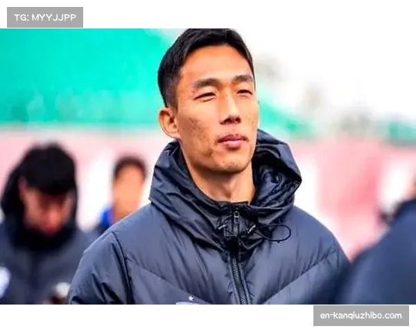 武汉三镇贺惯中卫位置责任重大 四粒失球源自边路传中防守